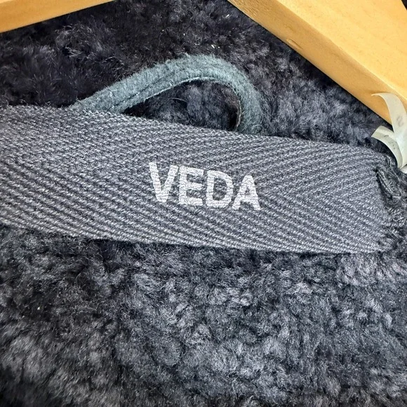 Veda 100% Shearling Leather Fur Moto Jacket Womens Small Motorcycle Designer Zip - Picture 12 of 16